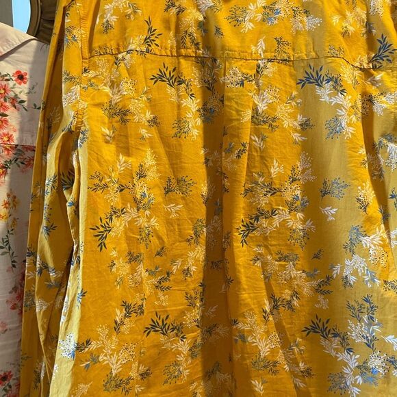 St. John’s Bay Women’s Floral Long Sleeved Cotton Button Up Tops XL Gorgeous! - Picture 13 of 15